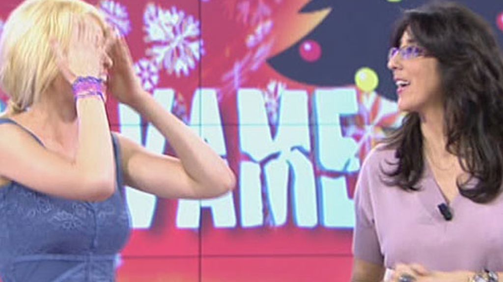 Adriana Abenia, de corto