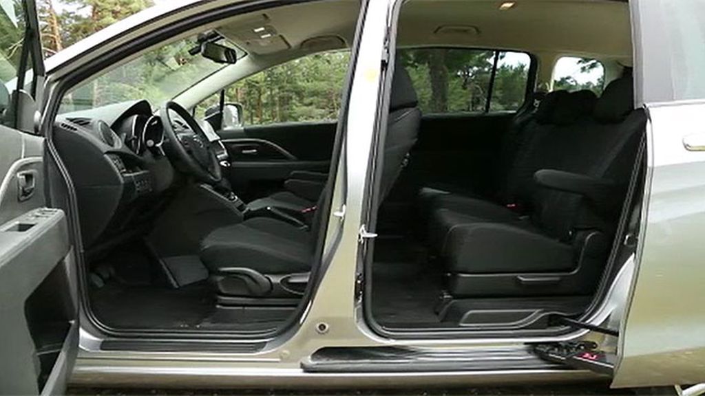 Mazda 5, interior espacioso y versátil