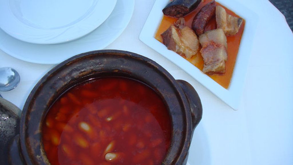 La fabada de Casa Chema, la mejor de Asturias y, por lógica, la del mundo