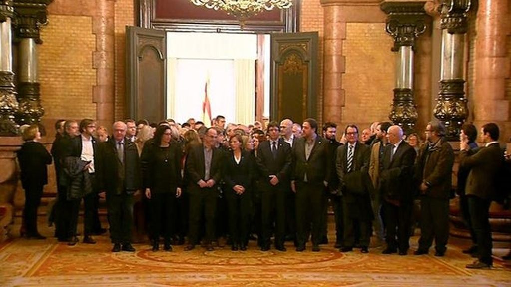 Forcadell, arropada por Puigdemont, Junqueras y Artur Mas