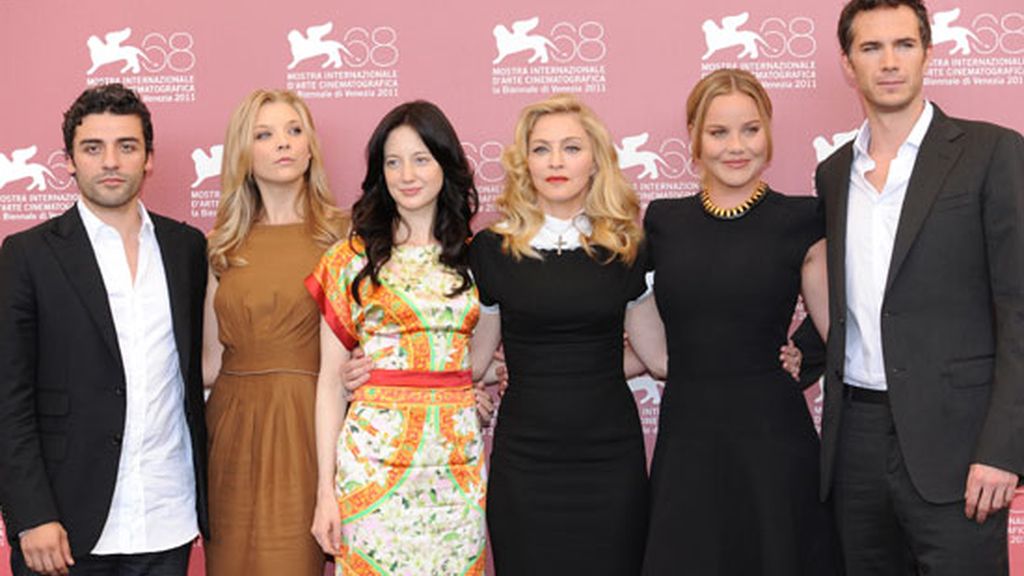 Madonna y el elenco de actores de W.E.