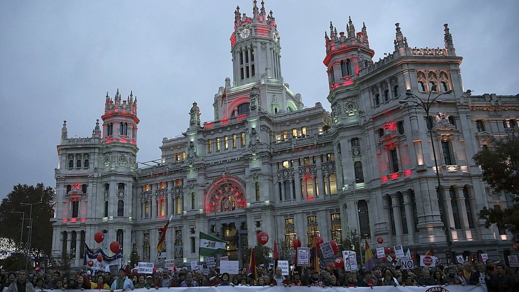 Miles de personas en Madrid secundan una nueva Marcha por la Dignidad