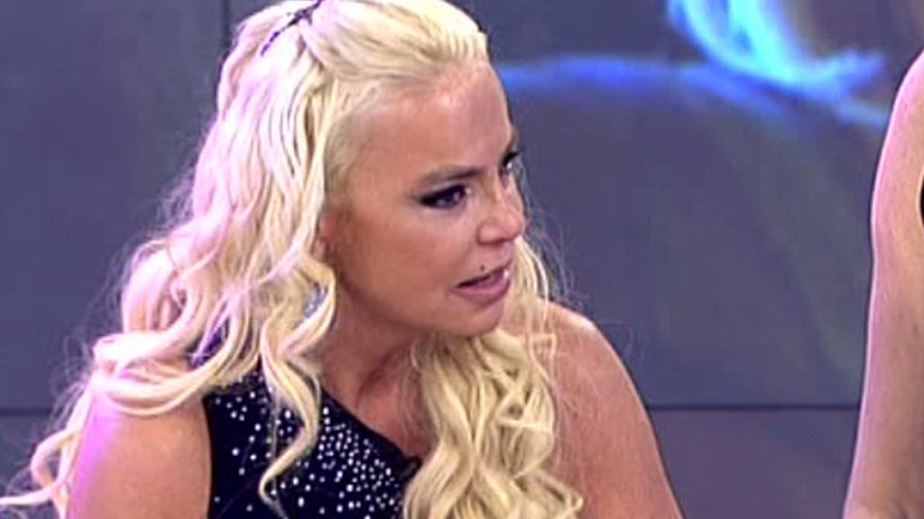 La presentadora se emociona
