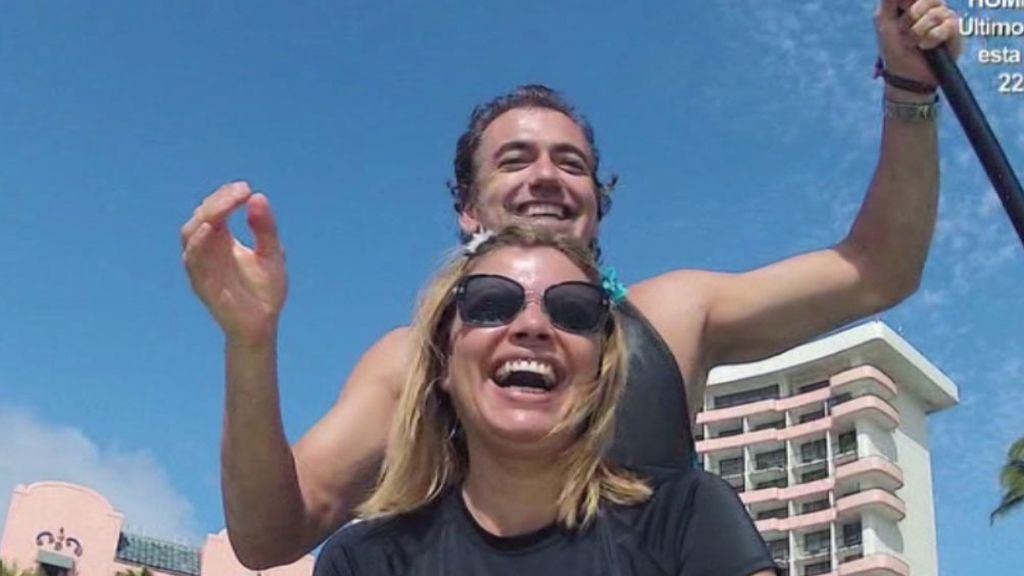 La colaboradora ha intentado hasta aprender a hacer surf