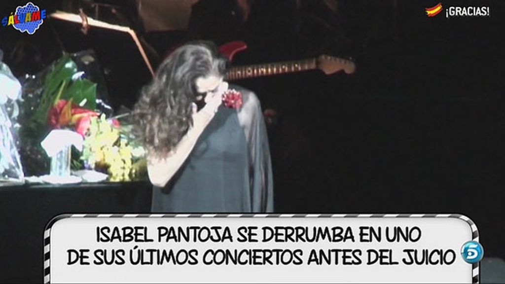La cantante no puede evitar las lágrimas