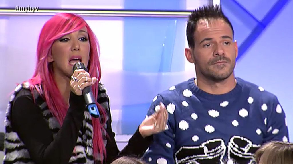 Laura Barcelona, a Jesús Reyes: "Explícame cómo se caga con glamour" Laura Barcelona, a Jesús Reyes: "Explícame cómo se caga con glamour"