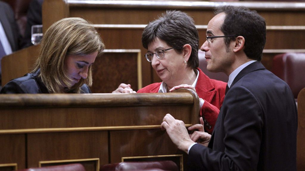 Chacón no vota en la propuesta de resolución sobre el "derecho a decidir"