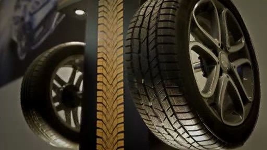 Revisar el estado de los neumáticos