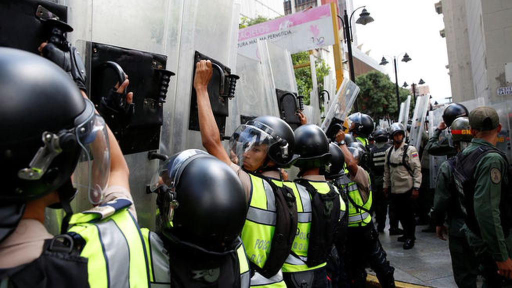 Huelga general en Venezuela para forzar el revocatorio de Maduro