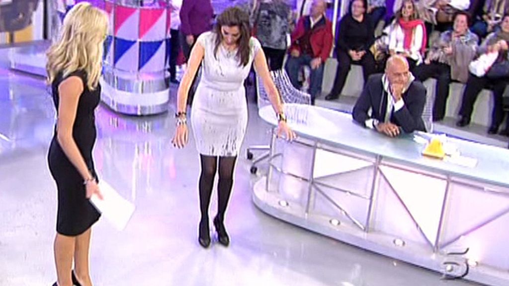 Inundando el plató de 'Sálvame'