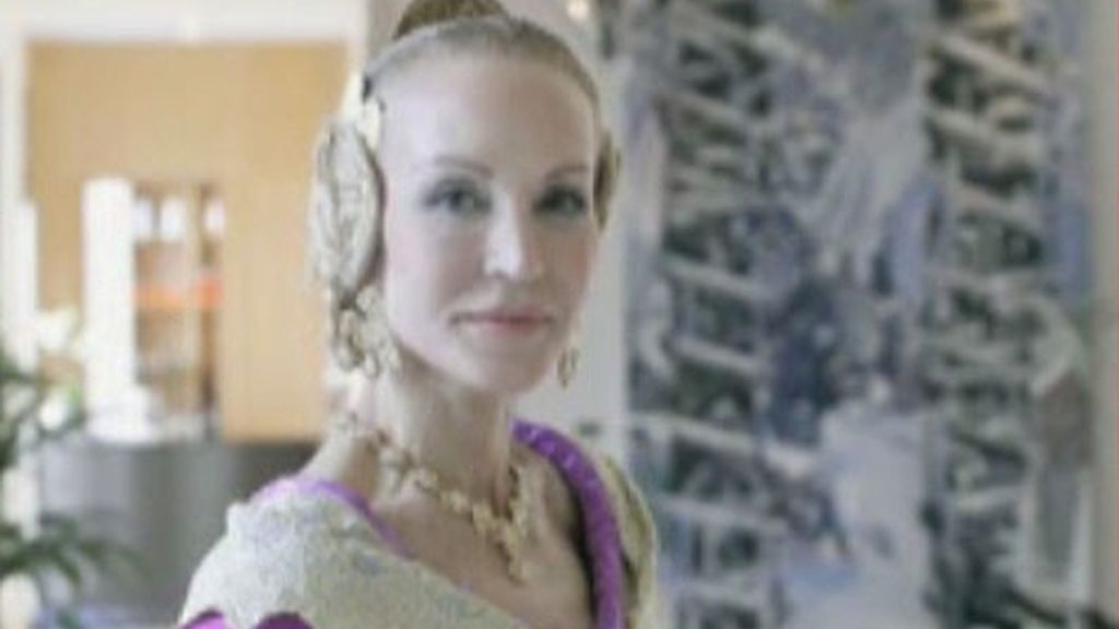 Carmen Lomana, fallera mayor