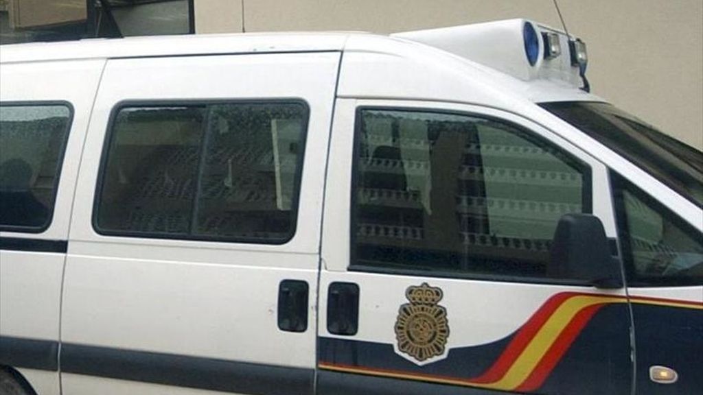 Un coche de la Policía en un suceso. EFE/Archivo