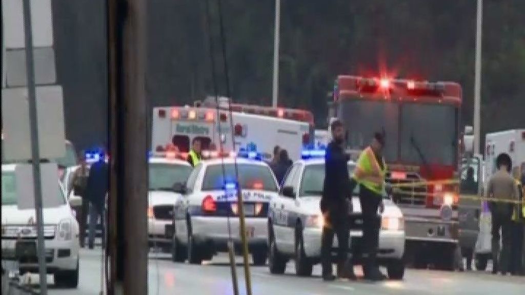 Un accidente de dos autobuses escolares deja tres muertos en EEUU