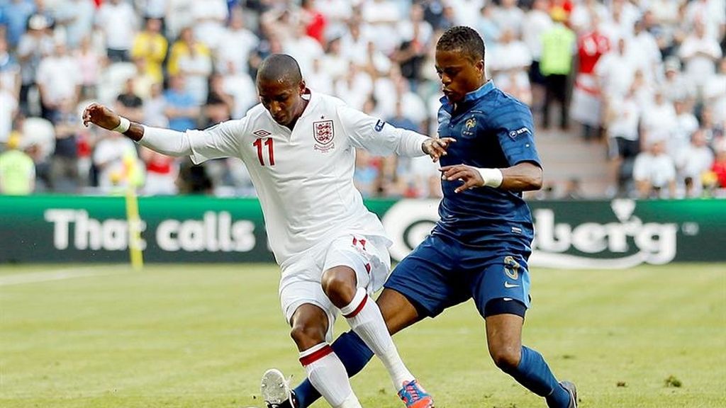 Duelo entre los gallos bleus y los pros ingleses