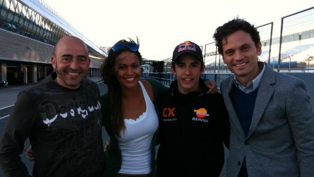 Marc Márquez, con los "chicos de Telecinco"