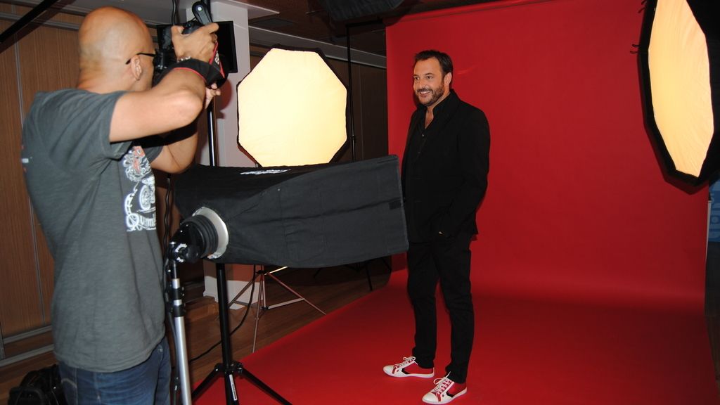 Roberto Vilar en la sesión de fotos