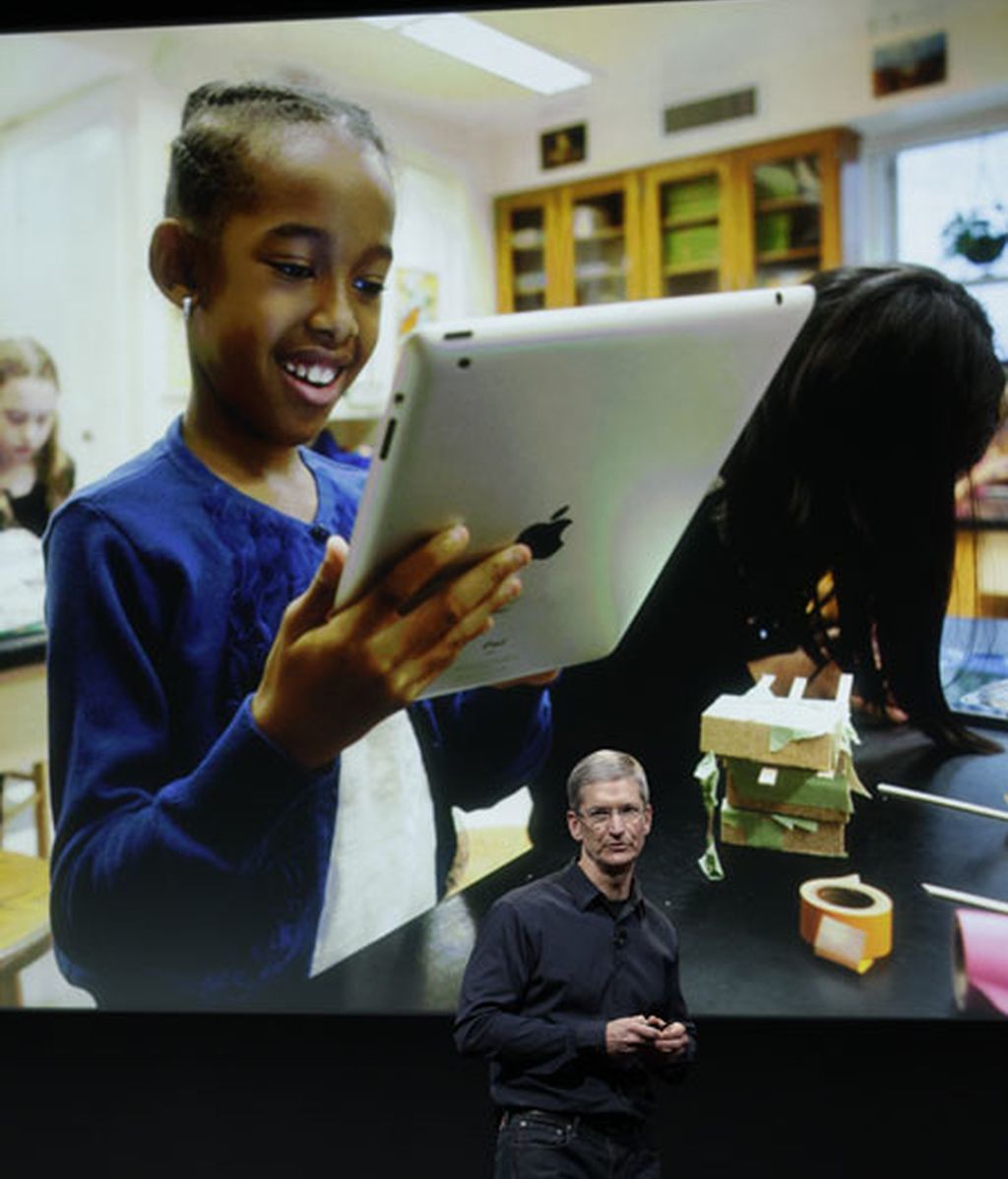 Apple presenta el nuevo iPhone 4S