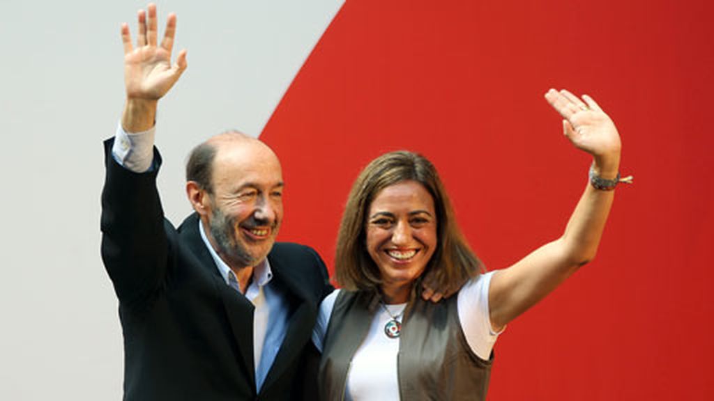 Rubalcaba y Chacón durante el acto del PSC. Foto: Efe