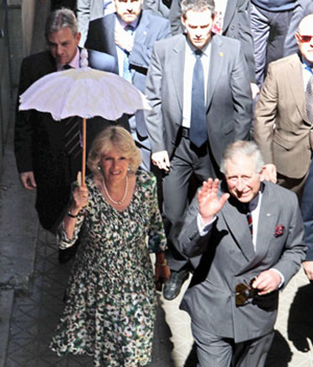 El Príncipe de Gales y la Duquesa de Cornualles, en Sevilla Foto: Gtres