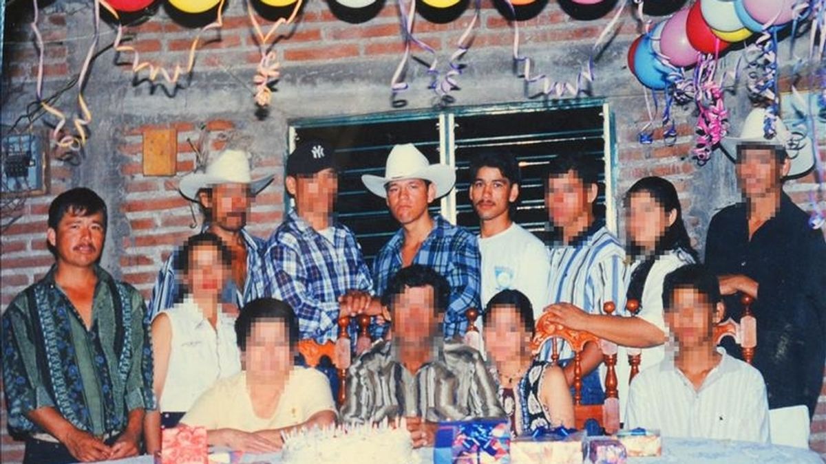 Imagen de archivo de la familia González de la ciudad de Culiacán, en el estado mexicano de Sinaloa donde aparecen los tres mexicanos detenidos en Malasia. EFE/Leo Espinoza/El Debate de Culiacán