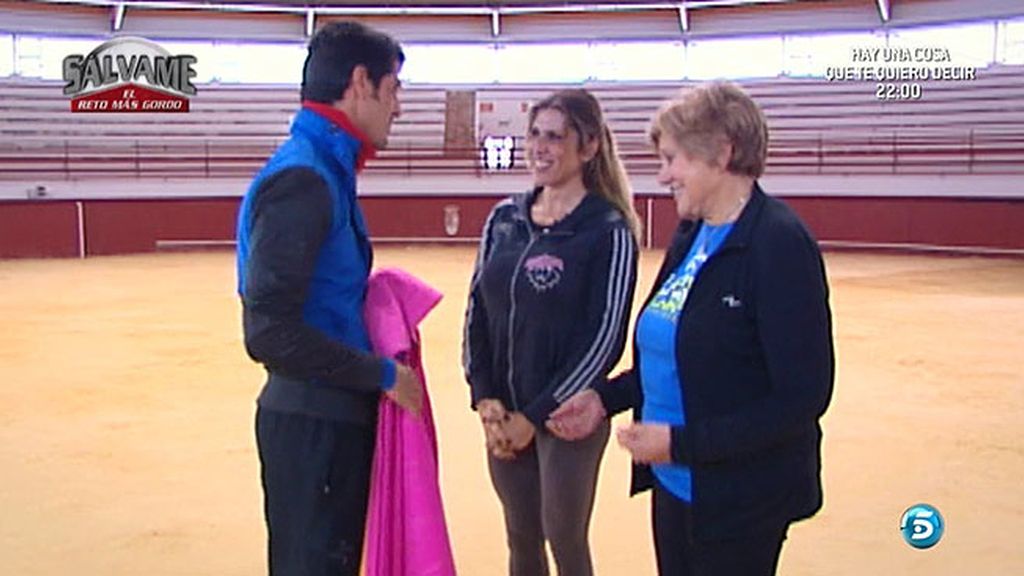 Melu vacía la nevera de Carmen Bazán, se la lleva a comprar y entrenan