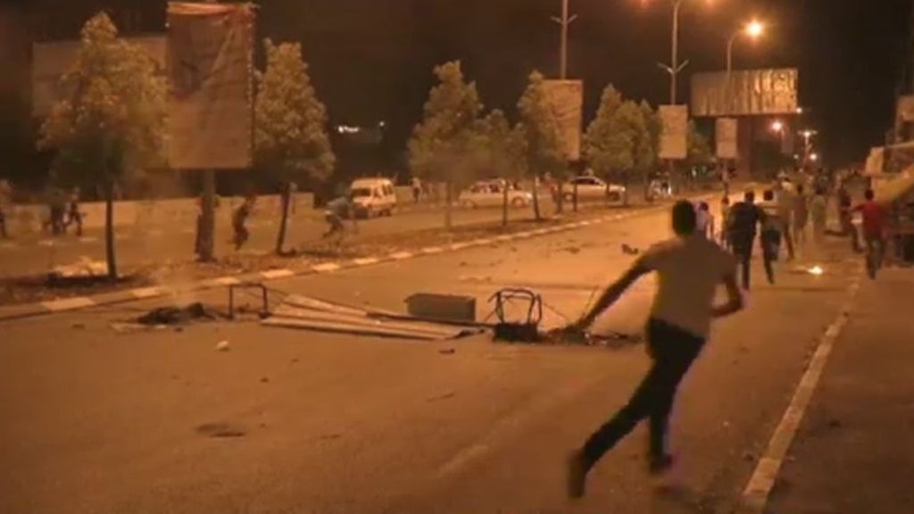 Enfrentamientos entre palestinos y militares israelíes en Hebrón y Belén