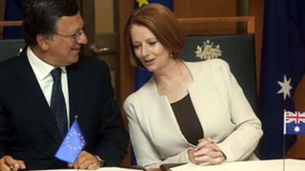 José Manuel Durao Barroso, junto a la primera ministra australiana, Julia Gillard. Foto: Reuters José Manuel Durao Barroso, junto a la primera ministra australiana, Julia Gillard. Foto: Reuters