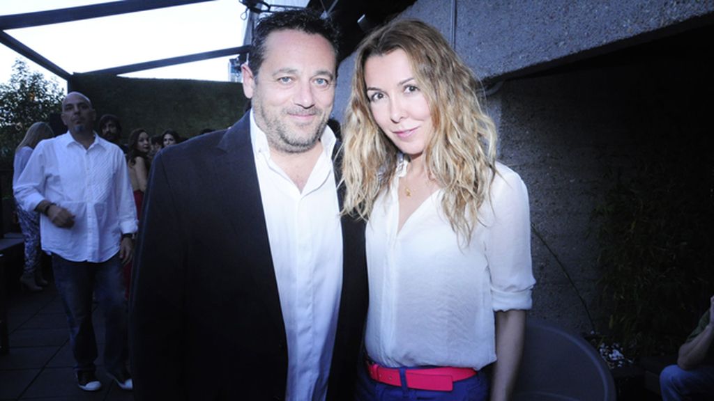 Pepón Nieto junto a Antía De Ron