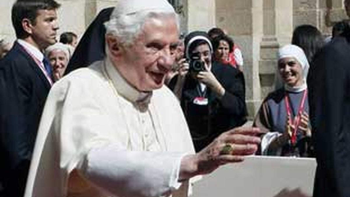 El Papa en un encuentro con religiosas en el Escorial. Foto: EFE