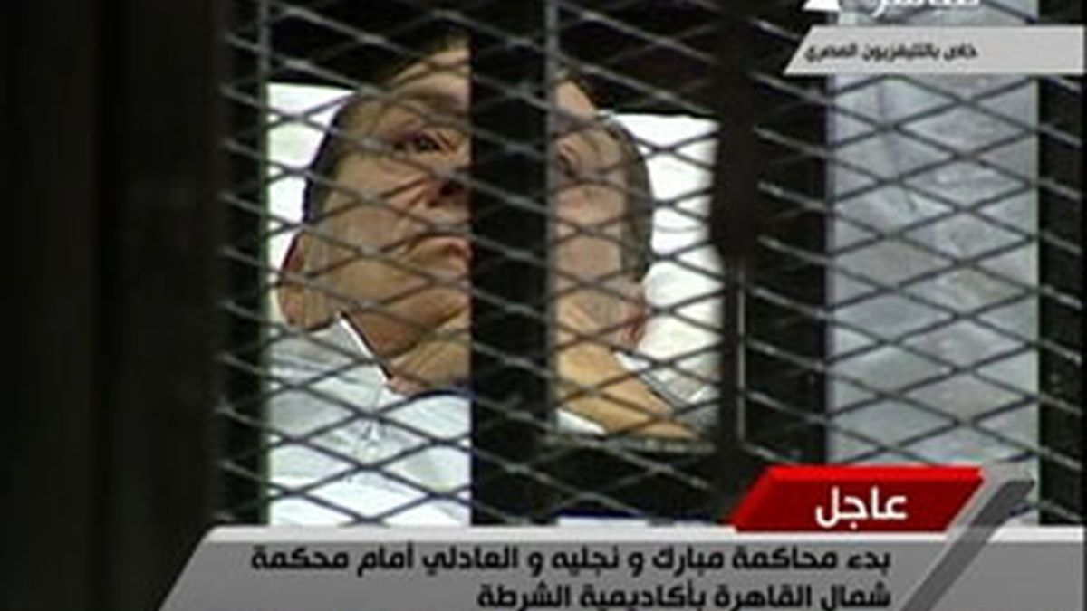 El ex presidente egipcio, Hosni Mubarak, contra las cuerdas. Vídeo: Informativos Telecinco.