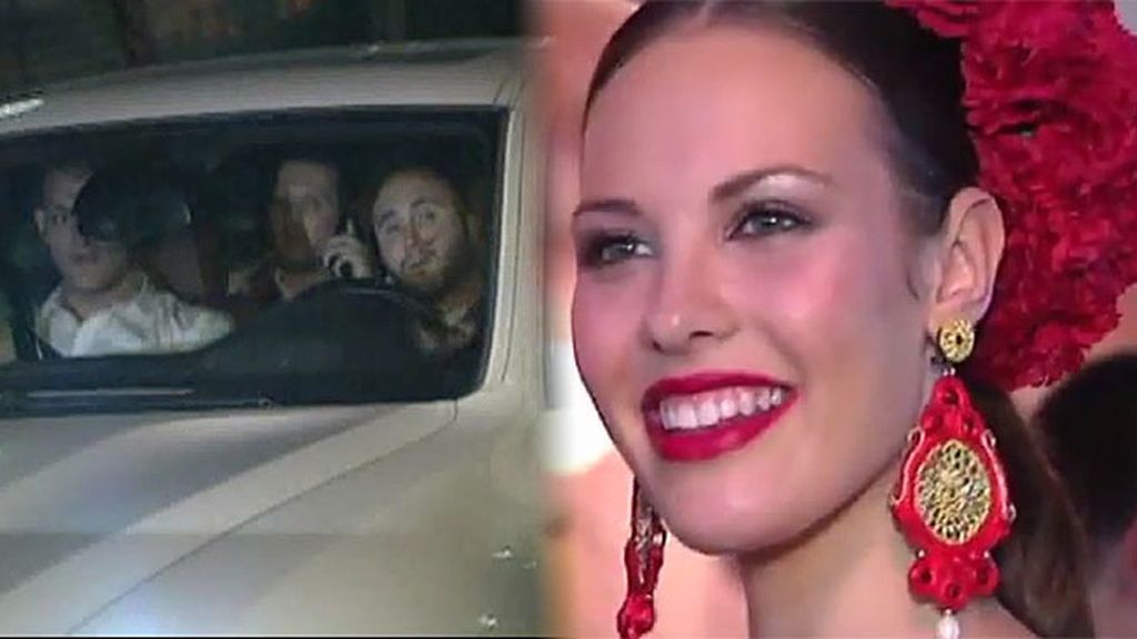 Kiko sale de su casa junto al hermano de Jessi mientras ella disfruta de la feria