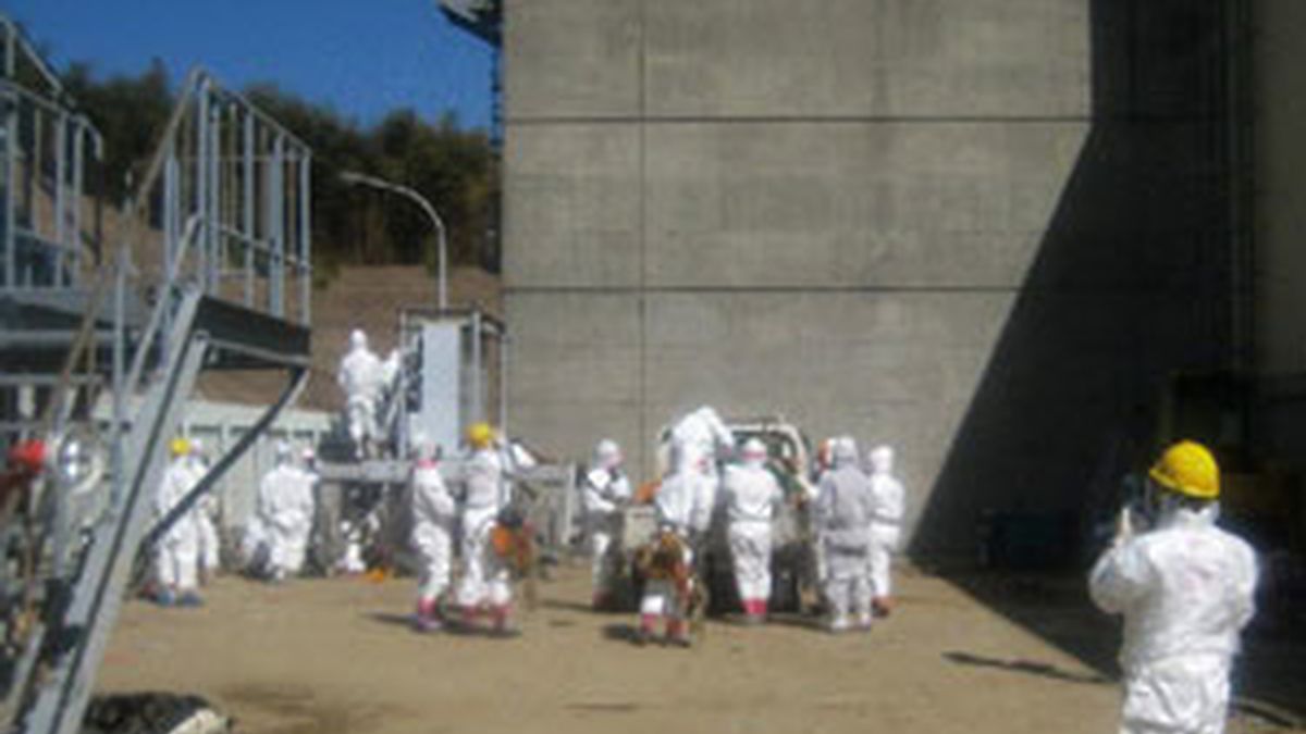 Los "héroes de Fukushima" han sido galardonados hoy con el Premio Príncipe de Asturias de la Concordia 2011 por su "valeroso comportamiento FOTO: EFE/archivo