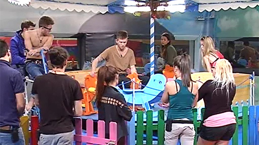 Cuentacuentos, un carrusel y un montón de globos