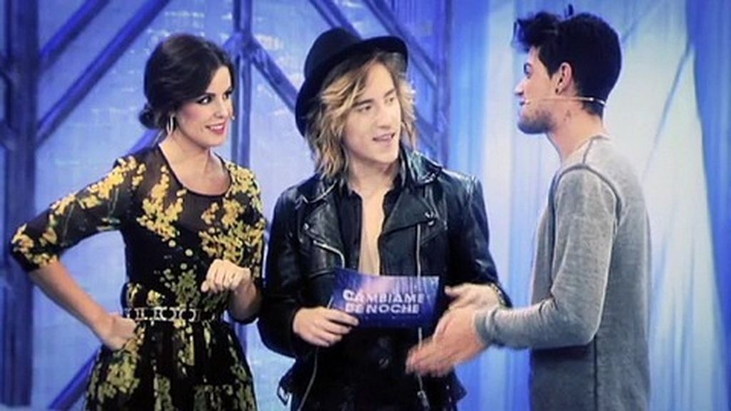 ¡Los chicos de Auryn llegan a 'Cámbiame de noche' con una gran sorpresa!