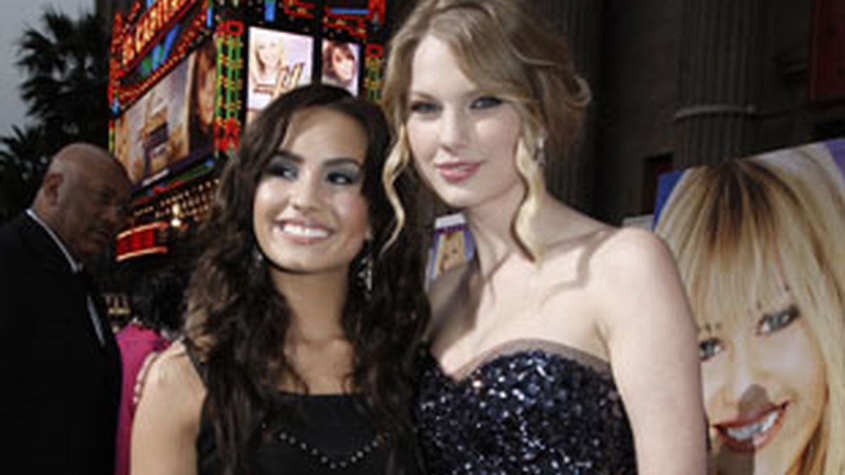 Demi Lovato y Taylor Swift, ex novias de Joe Jonas. Foto: Gtres