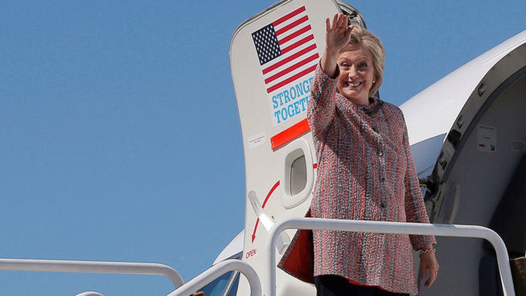 Clinton, la candidata que ya lo ha sido todo pero no termina de convencer