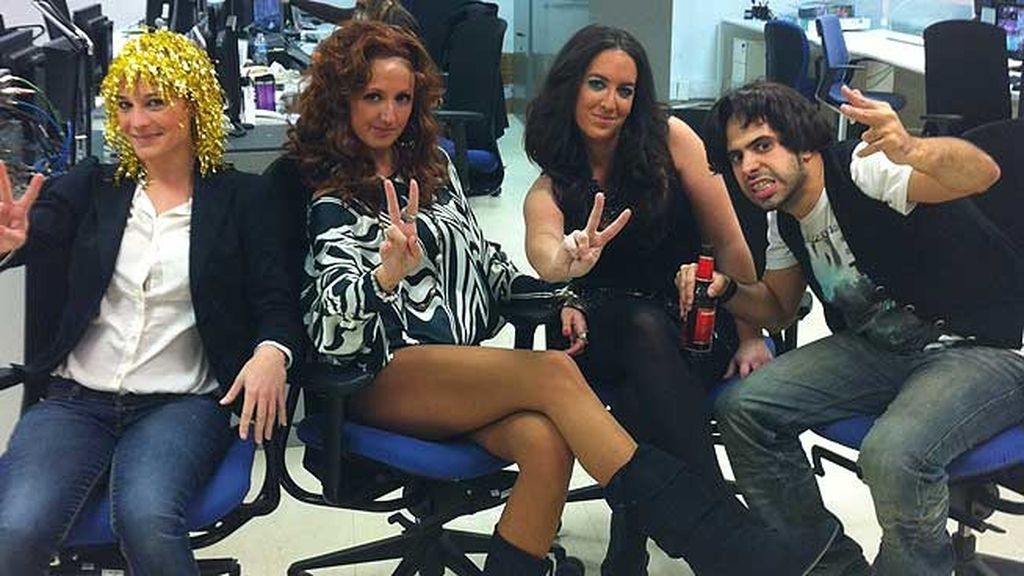 Rosario Morán, Alberto Melendi, Malú Egea, Celia Bisbal, y las gemelas Ohiane y Sandra Llasera