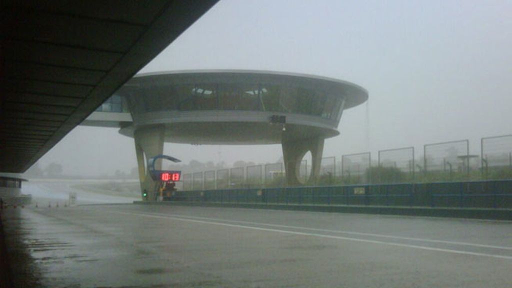 Segunda sesión en Jerez pasada por agua