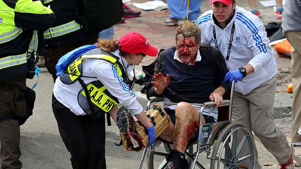 Dos explosiones siembran el caos en Boston