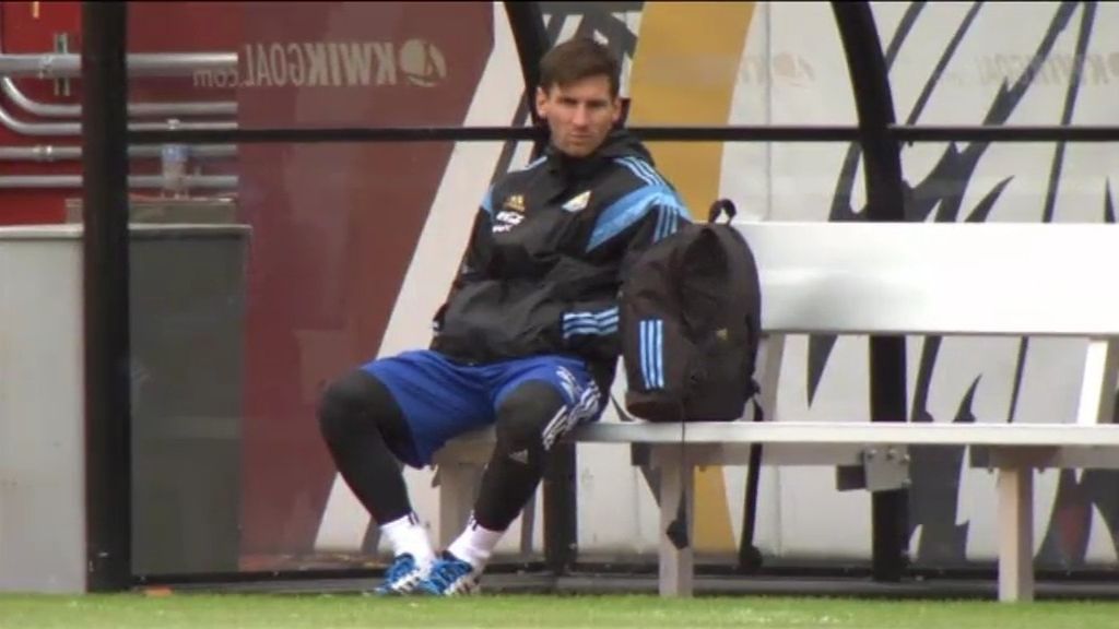 Messi es duda con Argentina para el partido amistoso ante El Salvador