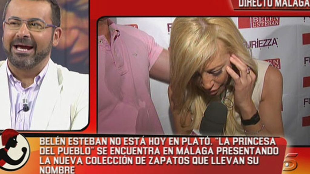 Belén Esteban presenta sus zapatos