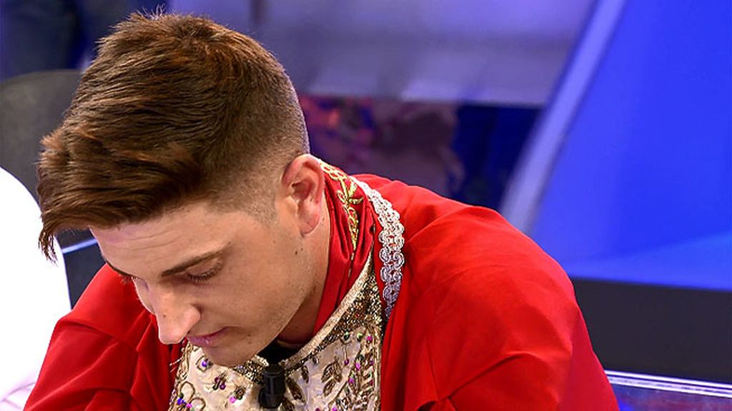 Jonathan pide perdón a Ruth