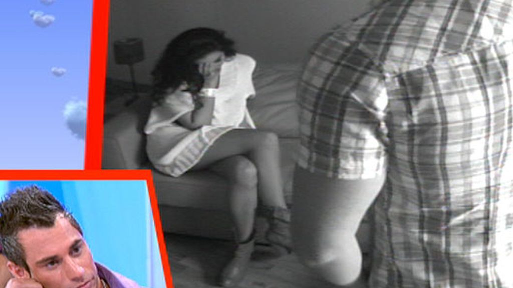 Indhira y Víctor, cuarto oscuro