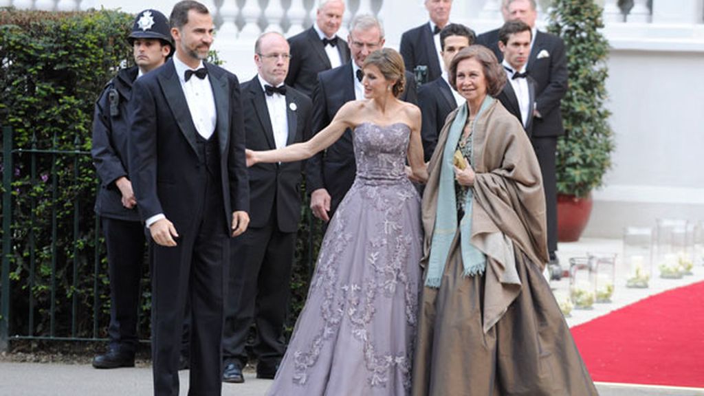 Los Príncipes de Asturias y la Reina, en la boda real en Londres