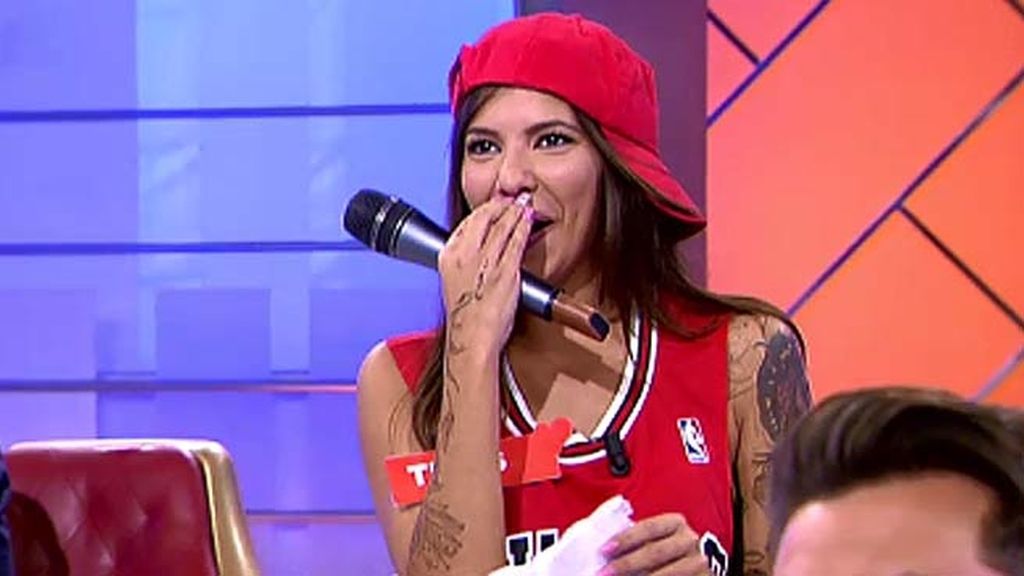 El rap de Thais descoloca a Labrador