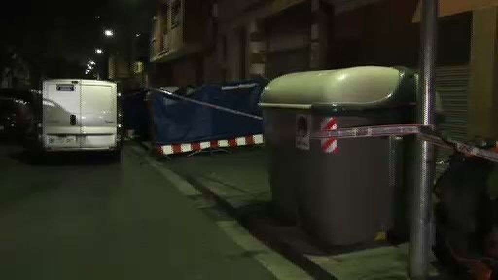 Hallan un bebé muerto en un contenedor de basura en Barcelona