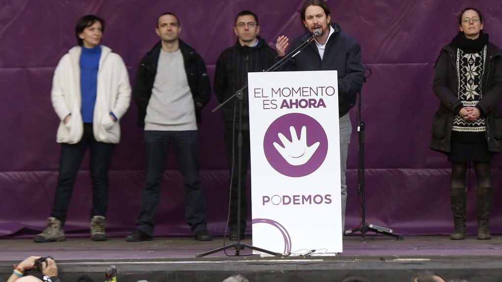 Miles de personas arropan a Podemos en Madrid en su 'Marcha del Cambio'