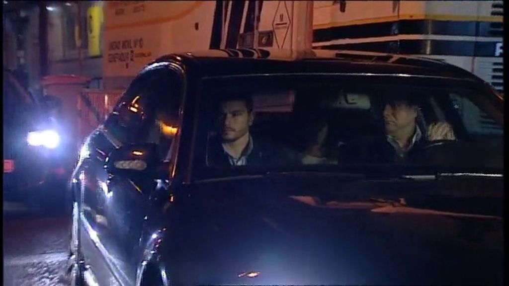 Rajoy llega a Génova en vehículo