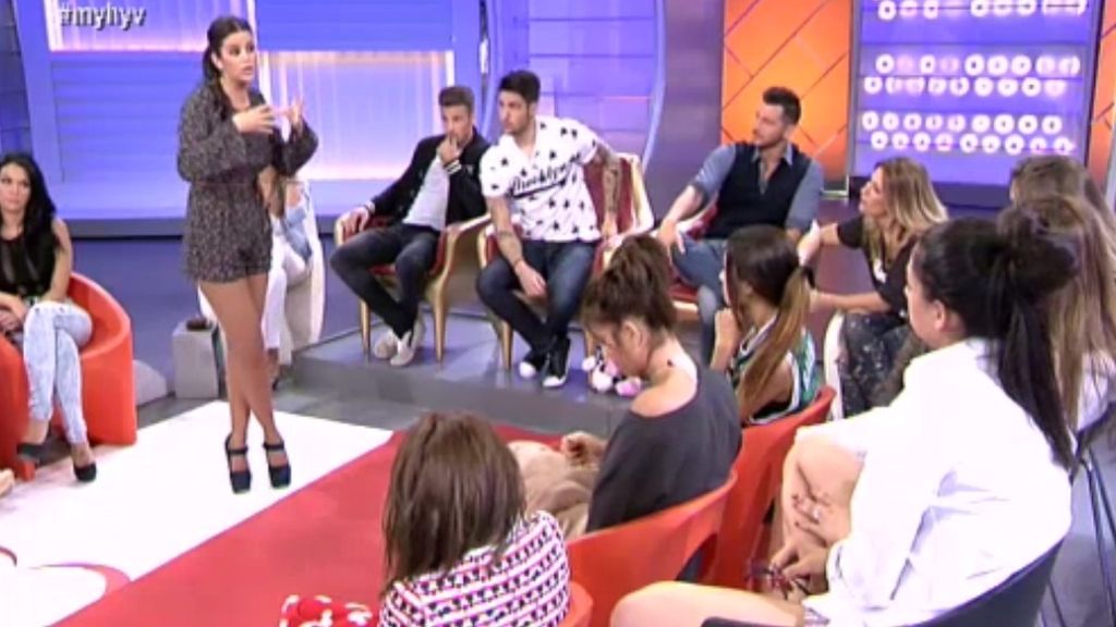 ¿Le gusta Iván a Lola?