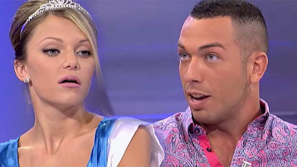 Alberto, a Luisa: “Me he sentado aquí por si tú te quieres sentar en el trono”